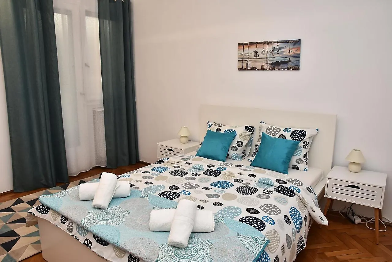 Sweet Story Central Apartment Bucarest