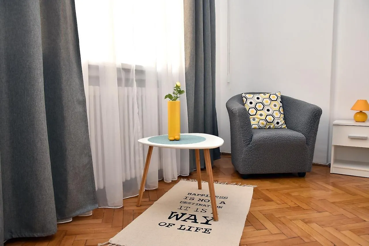 Sweet Story Central Apartment Bucarest