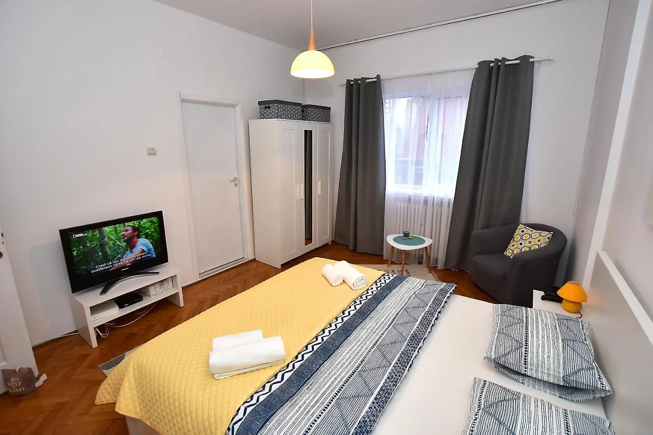Sweet Story Central Apartment Bucarest